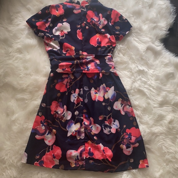 Pockets!    Silky soft and versatile dress - Picture 7 of 9